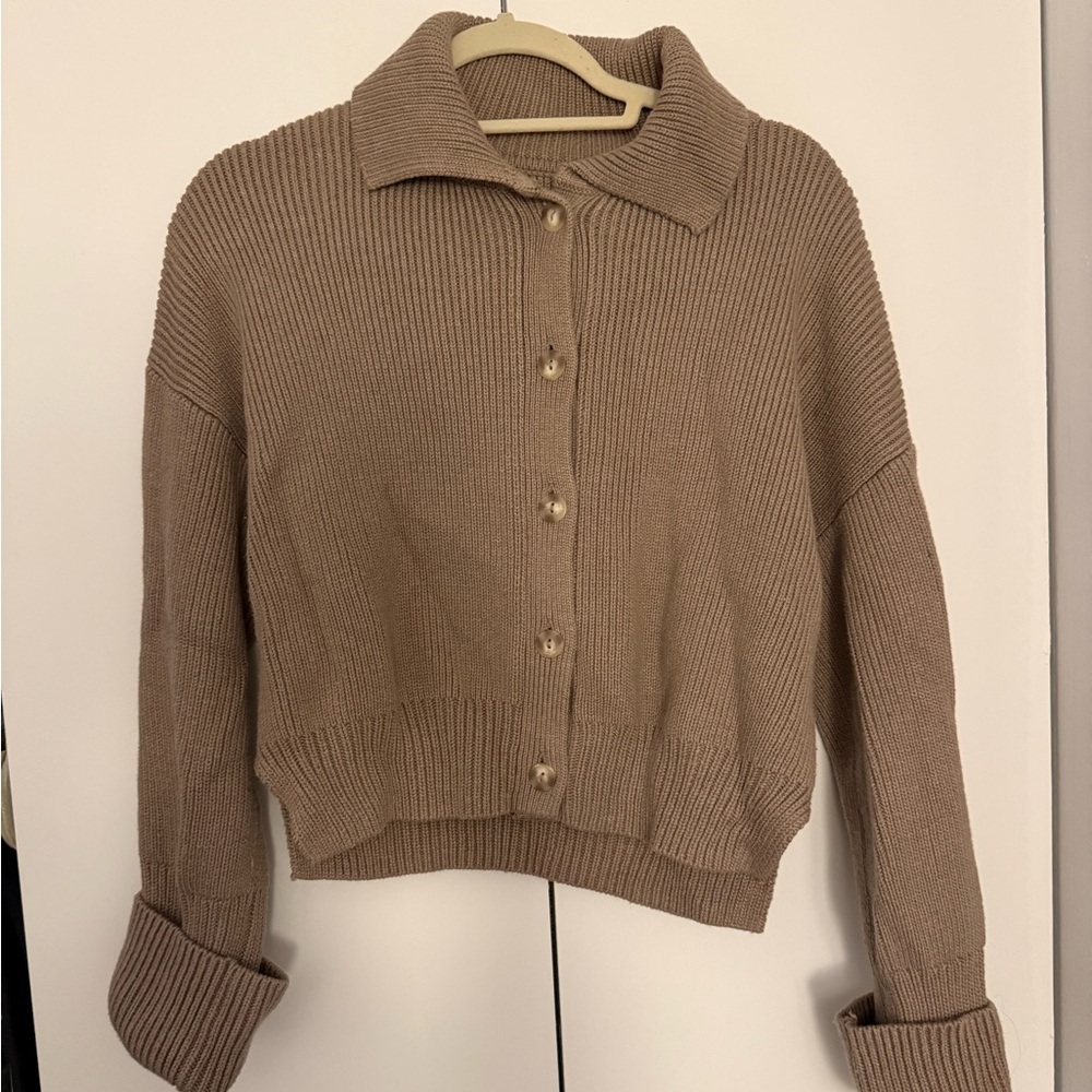 Abercrombie & Fitch Collared Button Cardigan